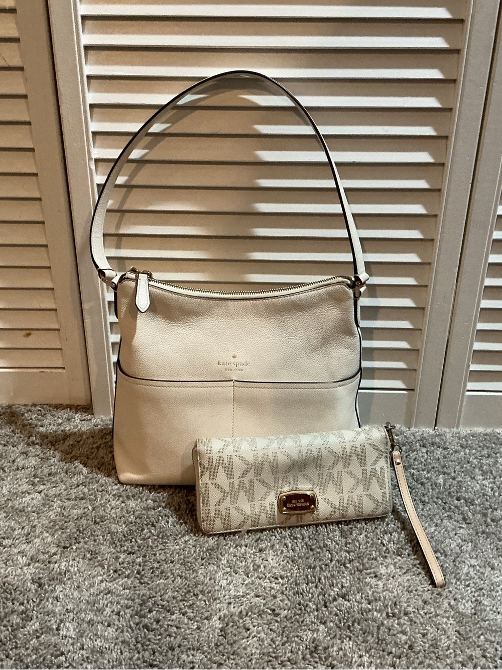kate spade Cream Leather Shoulder Bag with Matching Logo Wristlet